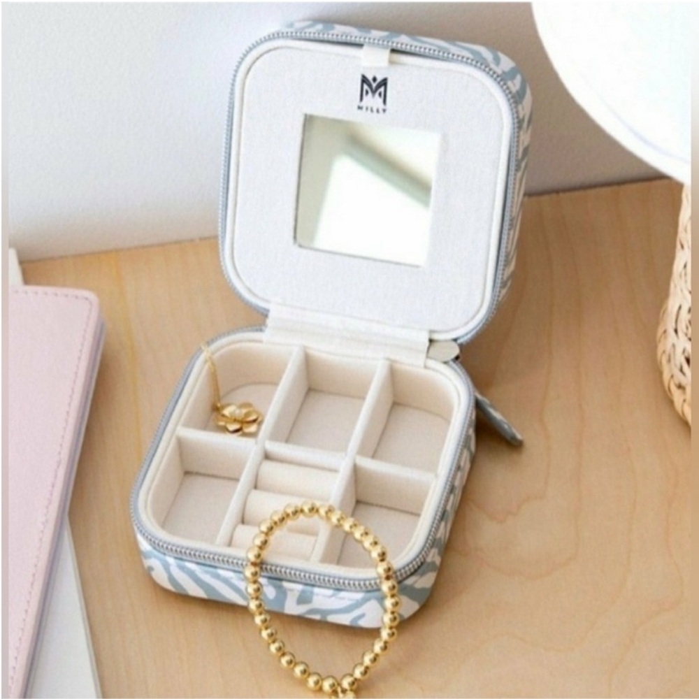 🩷 Milly Blue Zebra Travel Portable Jewelry Case Storage Organizer Clean & Chic 💎